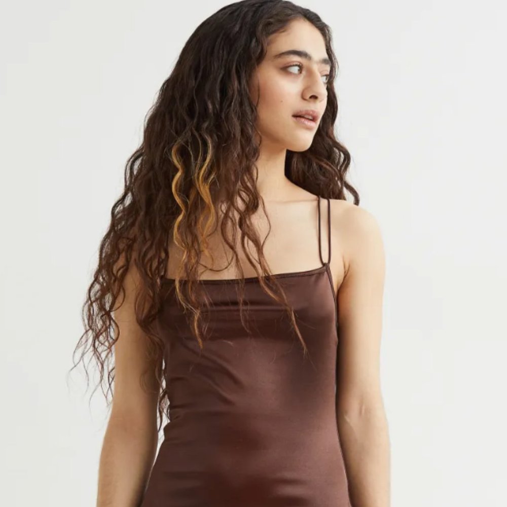 SOLD! Brown Fitted Dress - Picture 2 of 4